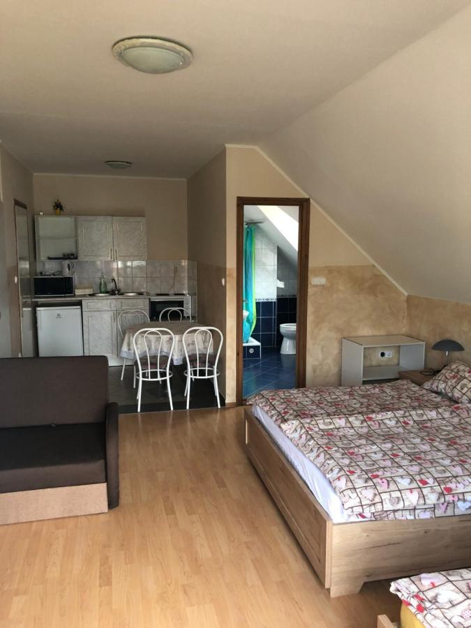 Imre Apartman Hajdúszoboszló المظهر الخارجي الصورة