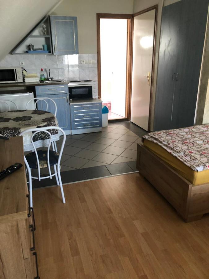 Imre Apartman Hajdúszoboszló المظهر الخارجي الصورة