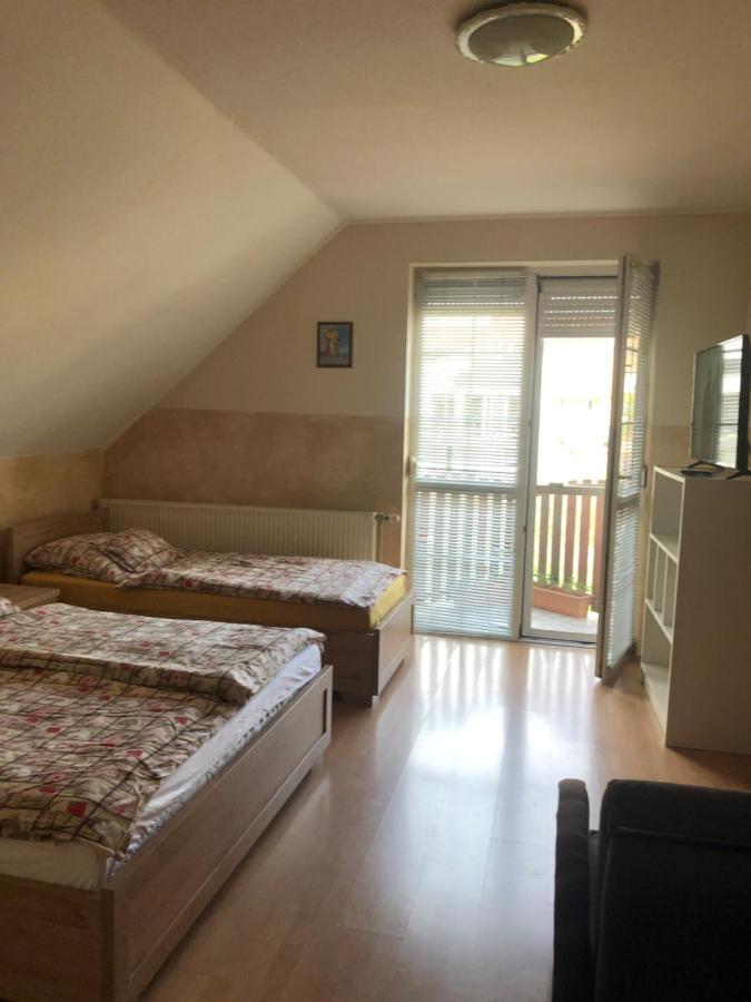 Imre Apartman Hajdúszoboszló المظهر الخارجي الصورة